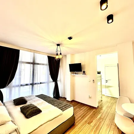 Apartment Epicenter *